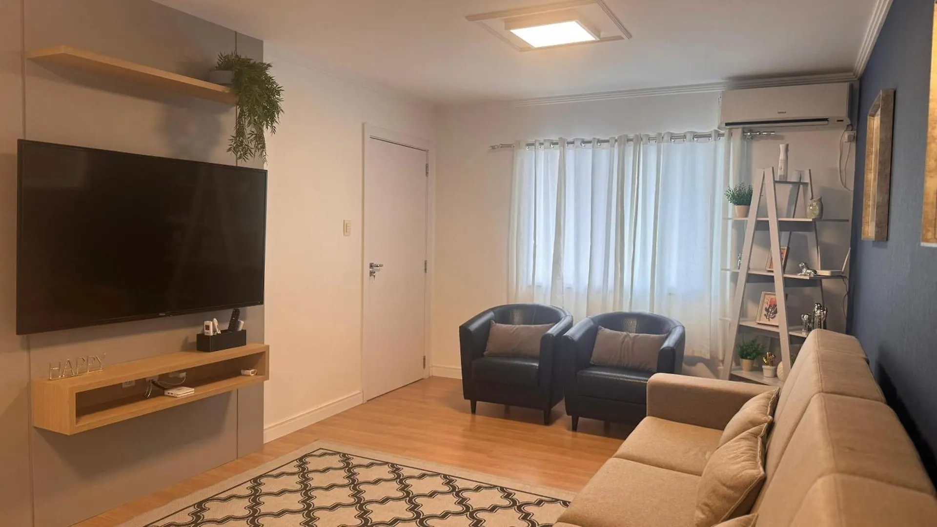 Casa 3 Quartos Reformada Em Dezembro De 2024 포메로데 0*,  브라질